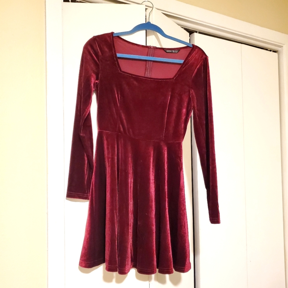 Velvet Long Sleeve Scoop Neck Skater Dress
